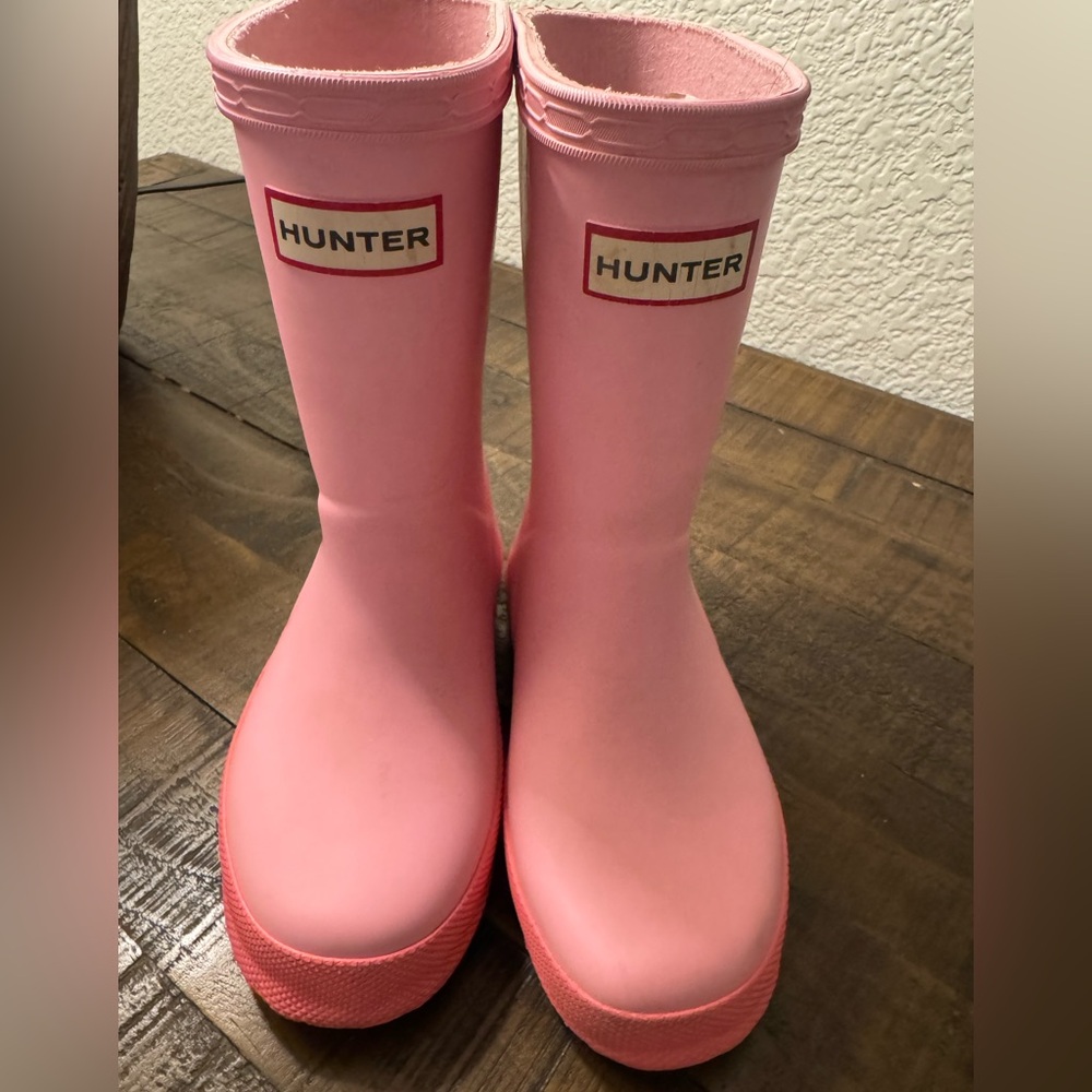 Girls Hunter Rain Boots Size US 9, UK 8 Pink